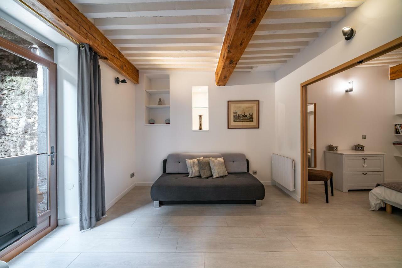 Secret Courtyard Of Annecy Apartment Exterior photo